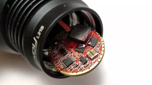 Latarka Convoy L21b NM1 led, Latarka 1200 m