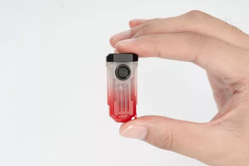 WUBEN E2 Mini latarka EDC na brelok – 150 lumenów, ładowanie USB-C, magnetyczna, czerwono-niebieskie światło sygnalizacyjne - Czerwony
