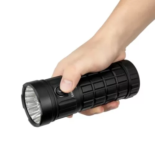 Latarka poszukiwawcza Lumintop GT18 – 7000 lumenów i akumulator 32 000 mAh